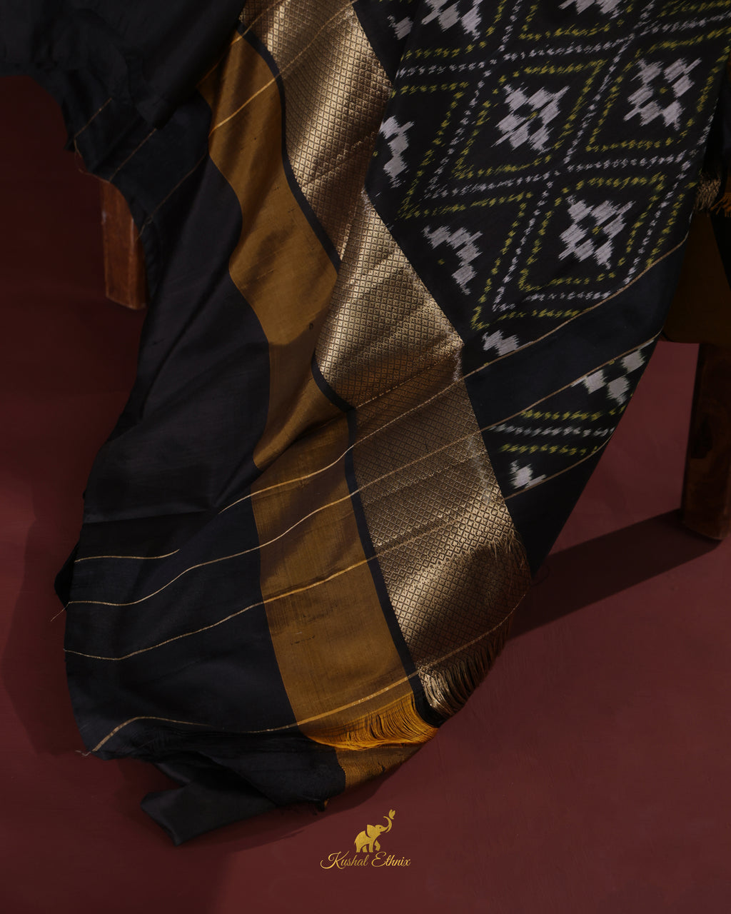 Pink Ikkat Print Saree with Kanchi Border