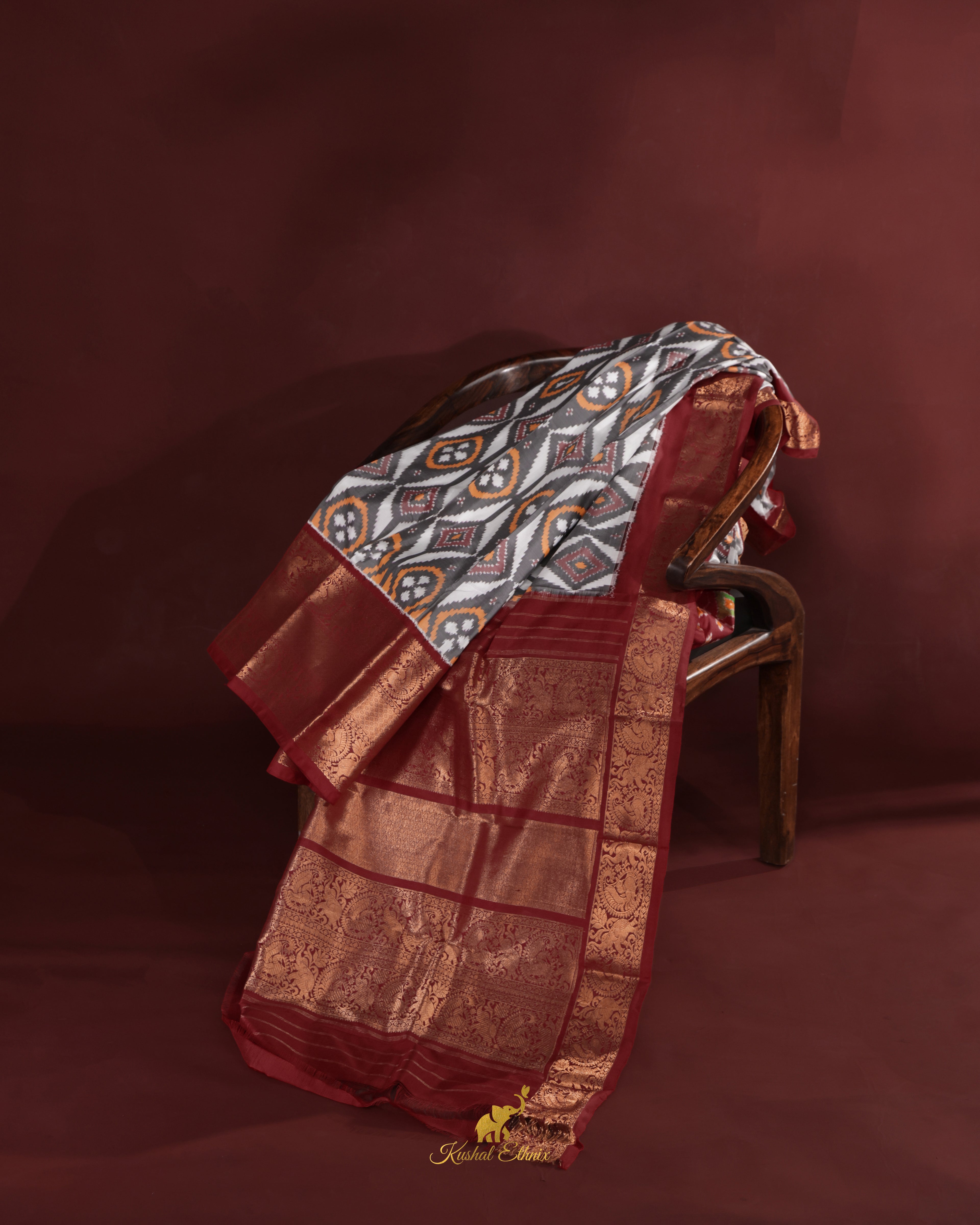 Grey Twill Ikat Saree with Kanchi Border