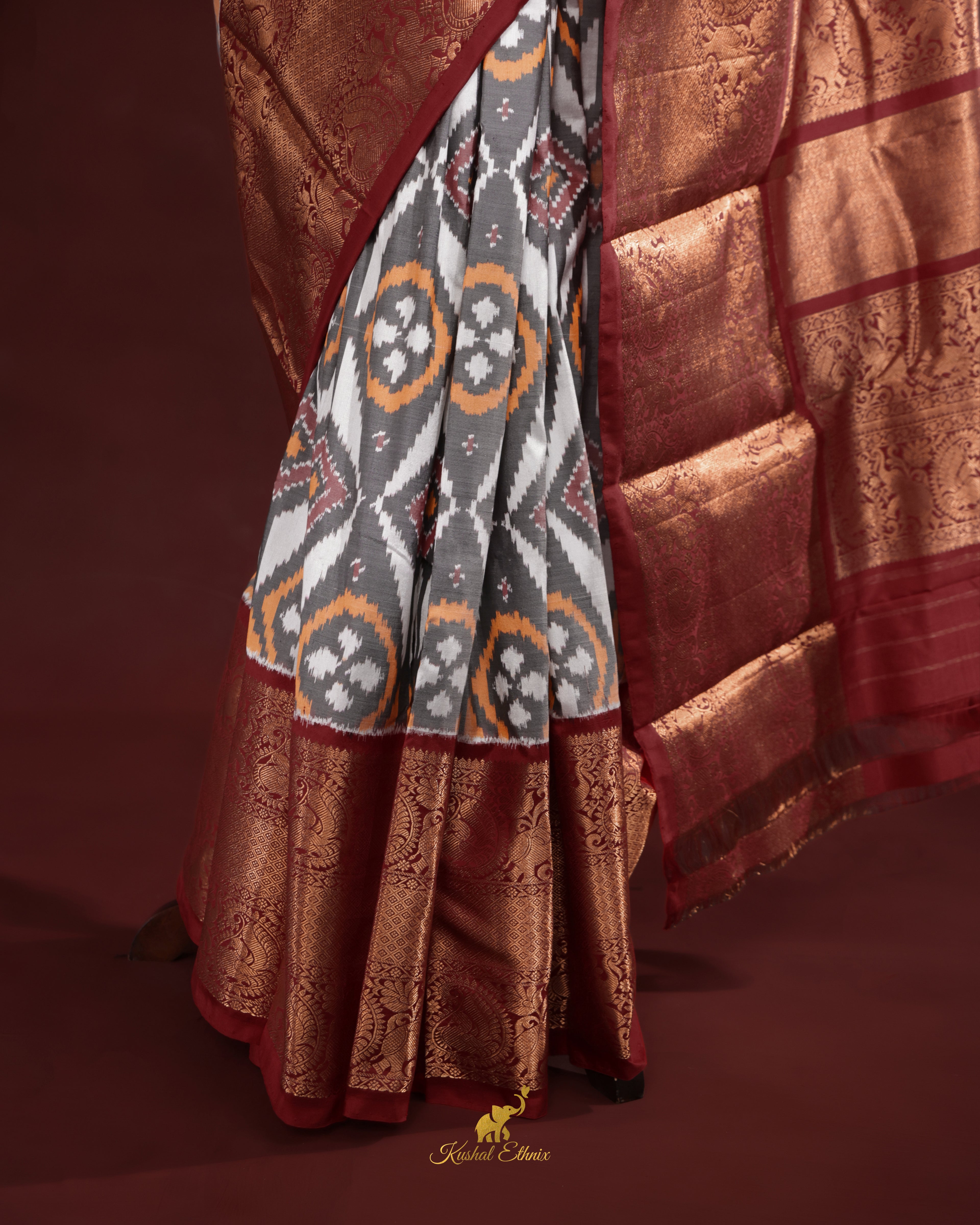 Grey Twill Ikat Saree with Kanchi Border