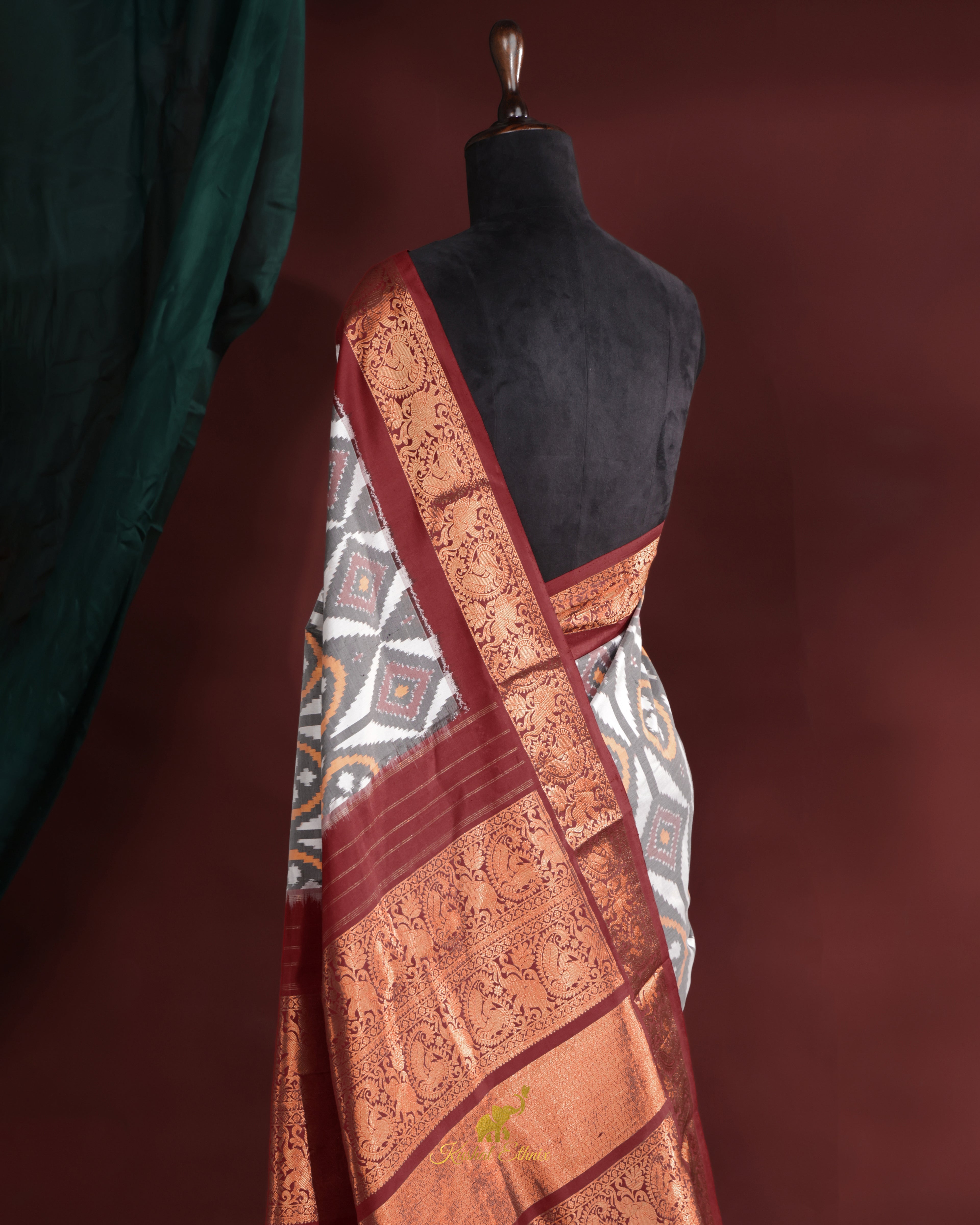 Grey Twill Ikat Saree with Kanchi Border