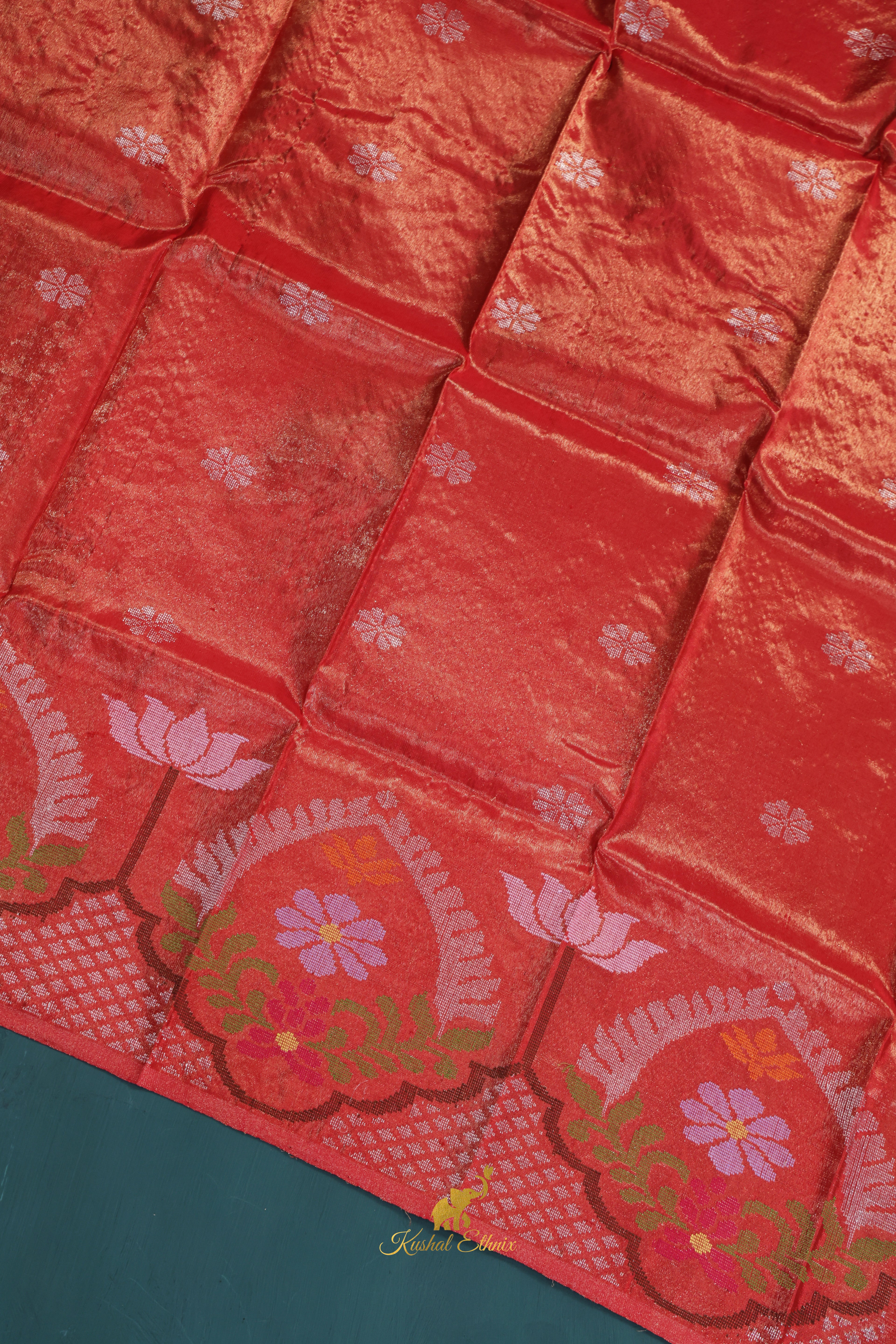 4-Ply Zari Kota Saree – Olive Green & Coral Pink